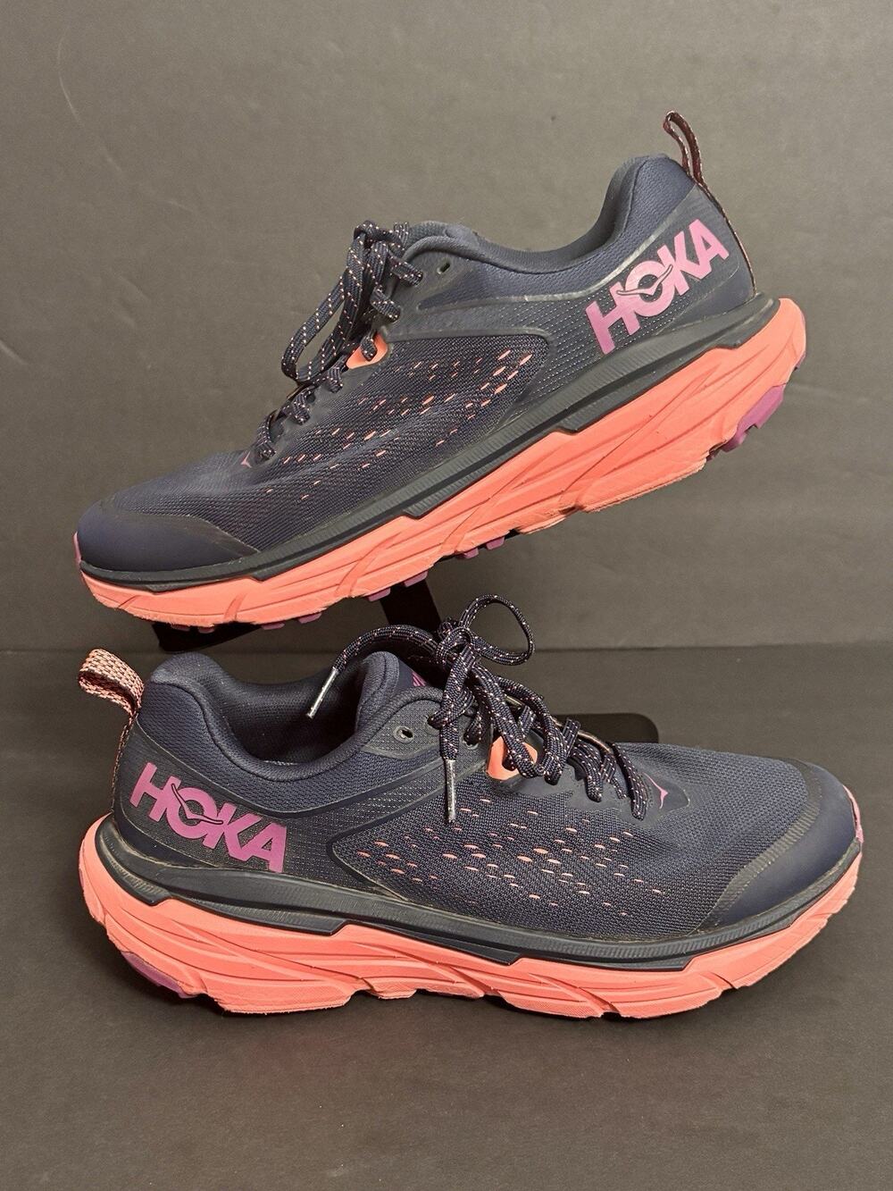 Hoka Challenger ATR 6 running shoes Size 10D Women’s